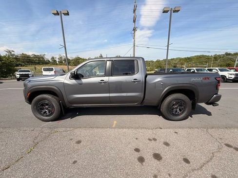 New 2026 Nissan Frontier PRO-4X w/ Tow Package AWD/4WD image 8