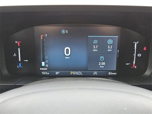 New 2025 Ford Maverick XLT w/ XLT Luxury Package image 18