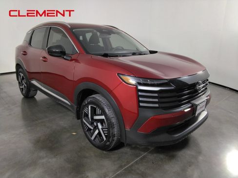 Used 2026 Nissan Kicks SV FWD image 3