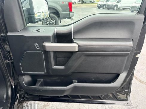 Used 2020 Ford F150 Platinum w/ Equipment Group 701A Luxury AWD/4WD image 26