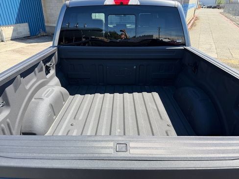 Used 2024 Ford F150 Lightning Platinum AWD/4WD image 22