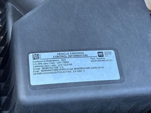 Used 2021 Chevrolet Silverado 1500 LT image 39