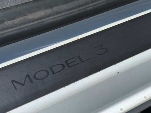 Used 2022 Tesla Model 3 RWD image 19