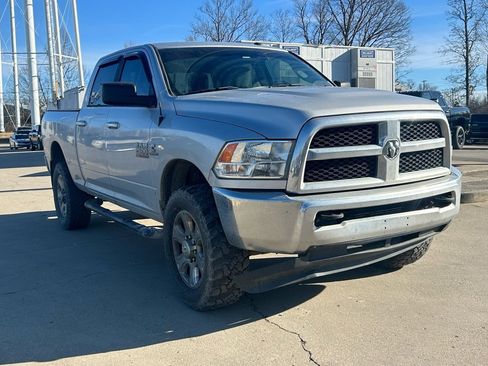 Used 2018 RAM 2500 SLT image 4