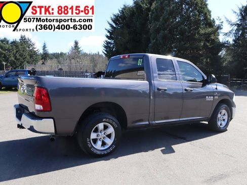 Used 2017 RAM 1500 ST w/ SXT Appearance Group AWD/4WD image 9