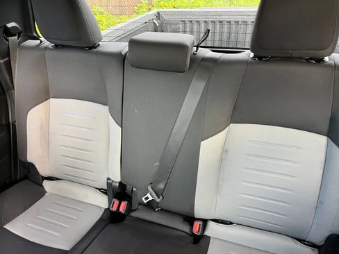 Used 2025 Toyota Tacoma TRD Off-Road image 39