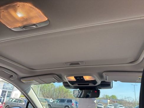 Certified 2025 Subaru Crosstrek 2.0i Premium image 19