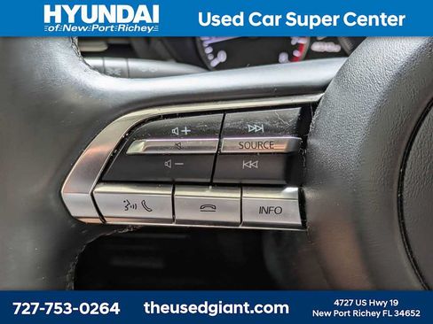 Used 2021 MAZDA MAZDA3 s FWD image 31
