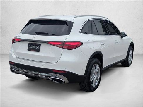New 2026 Mercedes-Benz GLC 300 image 2