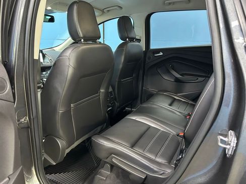 Used 2019 Ford Escape Titanium image 33