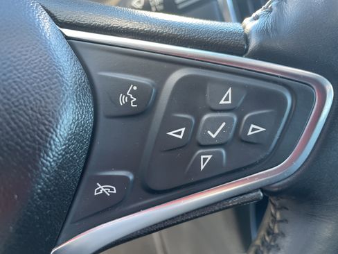 Used 2020 Chevrolet Equinox LT image 33