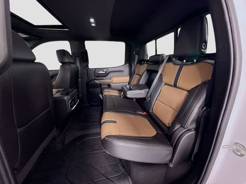 Used 2019 Chevrolet Silverado 1500 High Country w/ Technology Package image 22