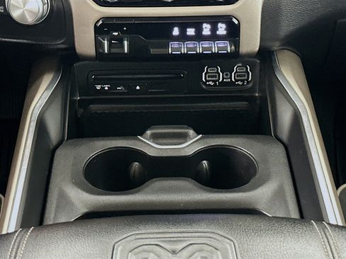 Used 2019 RAM 1500 Laramie image 14