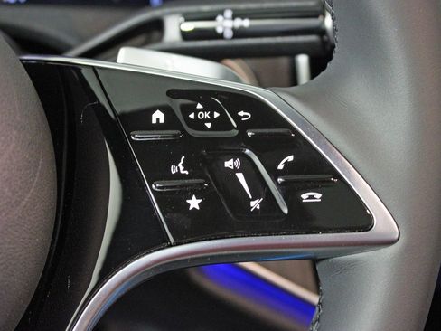 Certified 2025 Mercedes-Benz E 350 4MATIC Sedan image 19