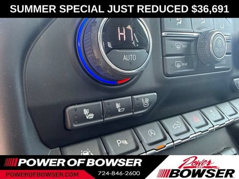 Used 2022 Chevrolet Silverado 1500 LTZ w/ LTZ Premium Package AWD/4WD image 4