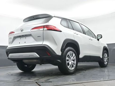 Certified 2023 Toyota Corolla Cross L image 33