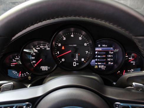 Used 2017 Porsche 911 Carrera image 45