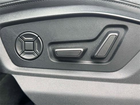 Used 2023 Audi Q7 3.0T Premium Plus image 18