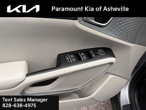 New 2025 Kia Soul LX image 22