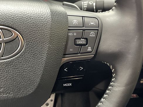 Certified 2025 Toyota Camry SE image 20