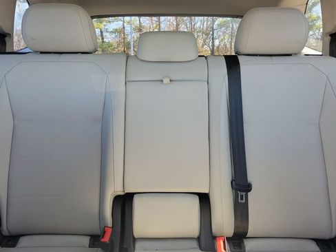 Used 2018 Volkswagen Tiguan SEL image 21