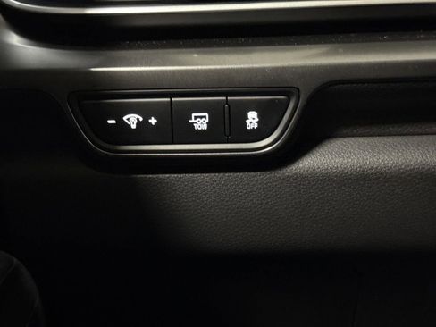 Used 2026 Kia Carnival SX w/ SX Dark Edition Package FWD image 19