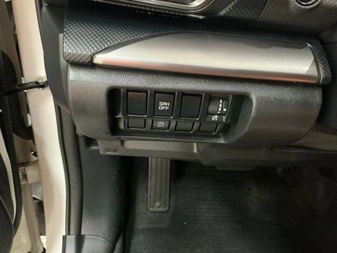 Used 2023 Subaru Forester Premium AWD/4WD image 21