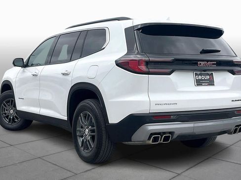 Used 2025 GMC Acadia Elevation image 11