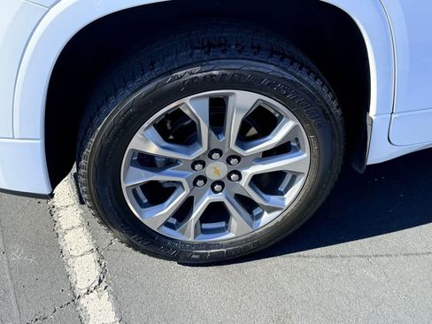 Used 2019 Chevrolet Traverse Premier image 13