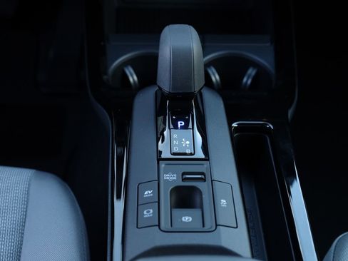 New 2026 Toyota Prius LE image 12