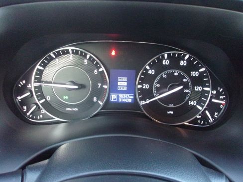 Used 2018 Nissan Armada SL w/ Moonroof Package image 27