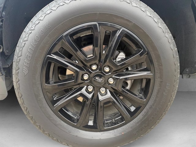 Used 2025 Ford F150 Platinum w/ FX4 Off-Road Package AWD/4WD image 25