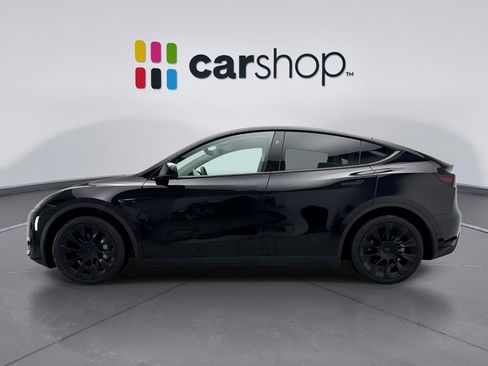 Used 2024 Tesla Model Y Long Range image 2