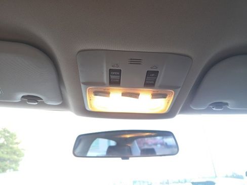 Used 2015 Toyota Corolla S image 21