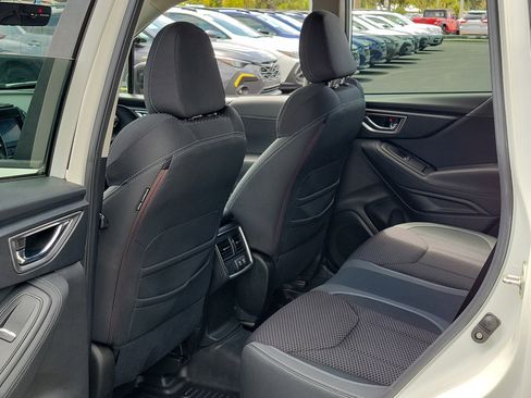 Used 2020 Subaru Forester Premium w/ Popular Package #1 AWD/4WD image 14