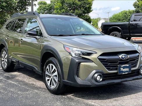 Used 2024 Subaru Outback Premium AWD/4WD image 38