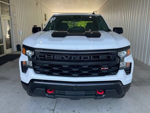 Used 2023 Chevrolet Silverado 1500 Custom Trail Boss AWD/4WD image 23