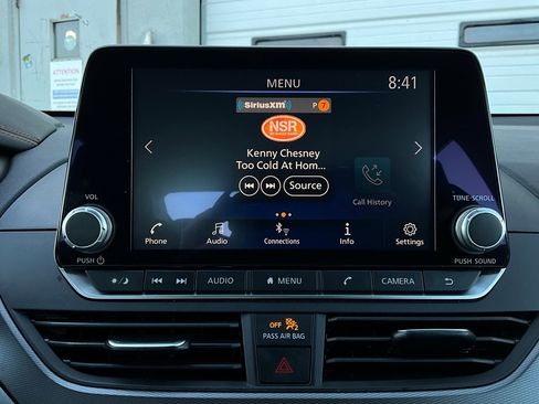 Used 2025 Nissan Altima 2.5 SR image 28