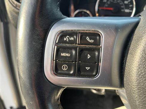 Used 2018 Jeep Wrangler Sport image 23