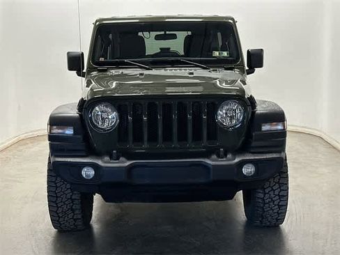 Used 2022 Jeep Wrangler Unlimited Sport image 29