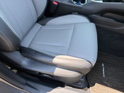 Certified 2025 Subaru Outback Limited AWD/4WD image 26