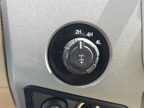 Used 2015 Ford F350 XLT w/ XLT Interior Package AWD/4WD image 29