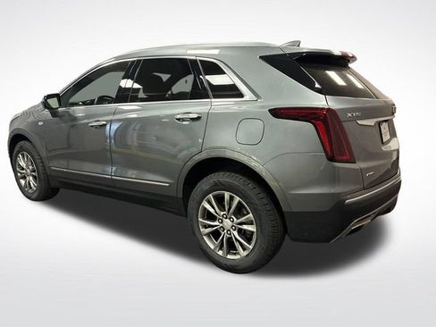 Certified 2022 Cadillac XT5 Premium Luxury AWD/4WD image 3
