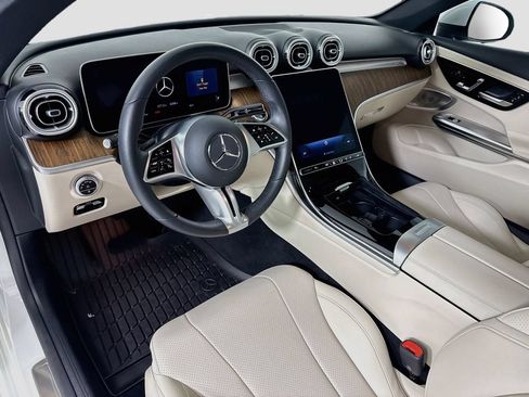 Certified 2024 Mercedes-Benz CLE 300 4MATIC Coupe image 9