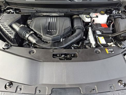 Used 2025 Buick Enclave Sport Touring image 27