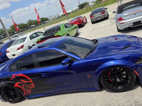 Used 2020 Dodge Charger SRT Hellcat w/ Harman/Kardon Audio Group image 5