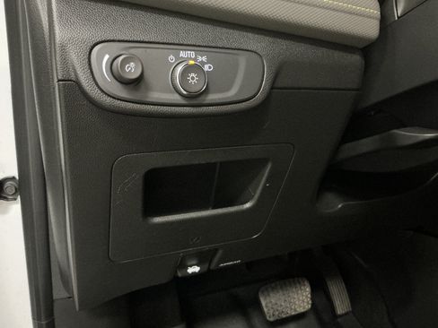 Used 2024 Chevrolet TrailBlazer ACTIV w/ Convenience Package AWD/4WD image 12