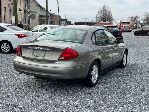 Used 2002 Ford Taurus SEL image 4