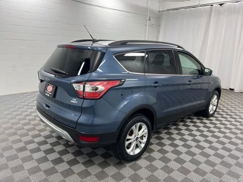 Used 2018 Ford Escape SE image 5