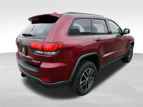 Used 2018 Jeep Grand Cherokee Trailhawk w/ Trailhawk Luxury Group AWD/4WD image 7
